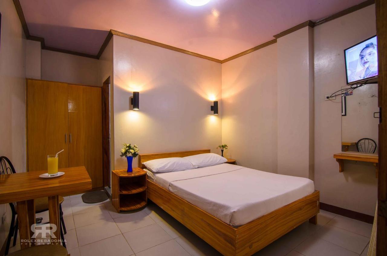 Diamond Hotel And Resto Catarman  Eksteriør billede