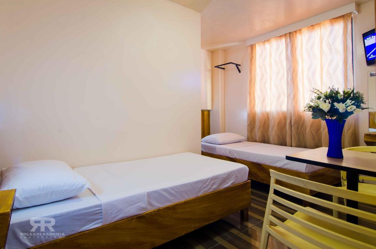 Diamond Hotel And Resto Catarman  Eksteriør billede
