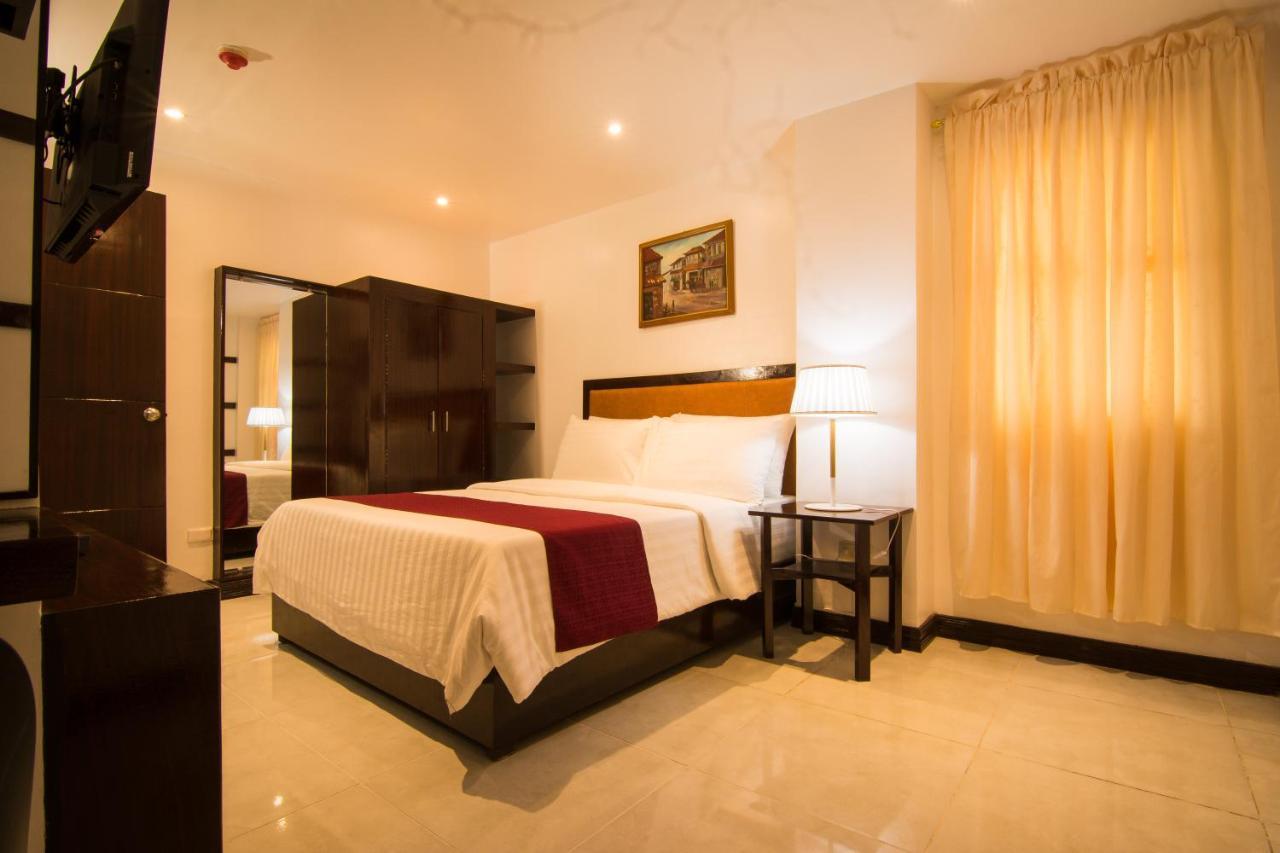 Diamond Hotel And Resto Catarman  Eksteriør billede